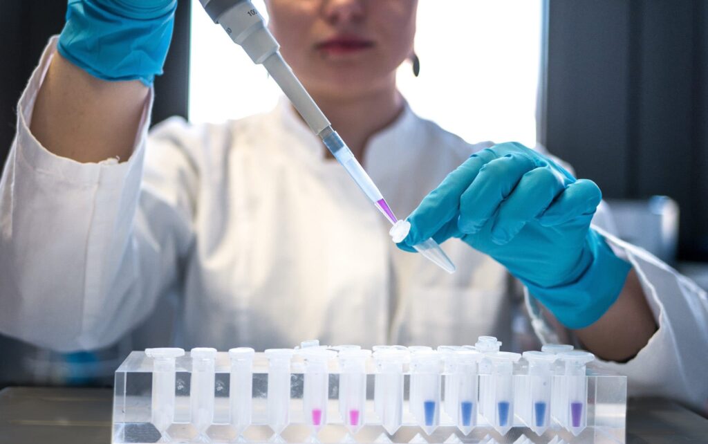 empresa española diseña vacuna para la pandemia
